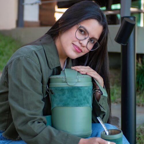 4e599272 d23e 4774 88bb c9a1ef95e21d