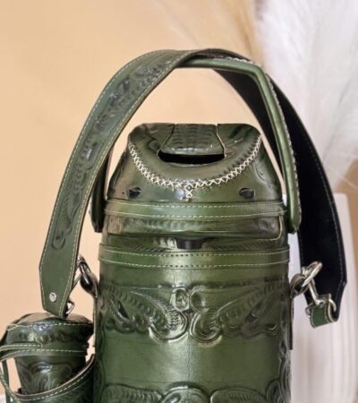 af473090 04e8 4b54 b07e 7686a6ca6726